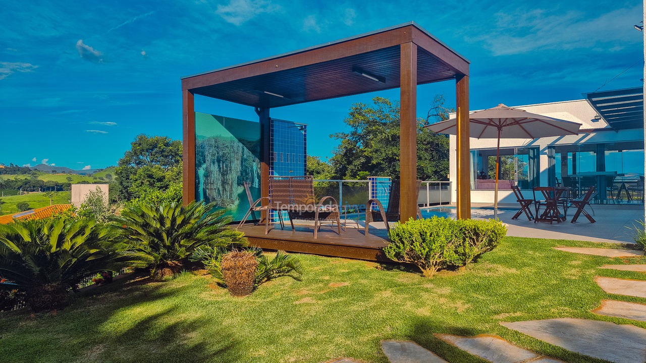 Casa para aluguel de temporada em Capitólio (Capitólio)