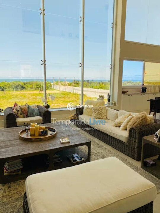 Casa para aluguel de temporada em Florianópolis (Morro das Pedras)