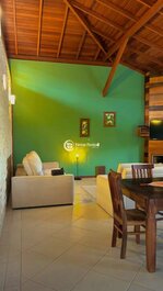 4 Rooms with 3 Suites, Gourmet Space, Swimming Pool and Volleyball Field