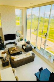 Luxuosa Casa A Beira-Mar no Morro das Pedras