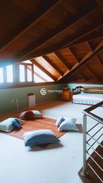 4 Rooms with 3 Suites, Gourmet Space, Swimming Pool and Volleyball Field