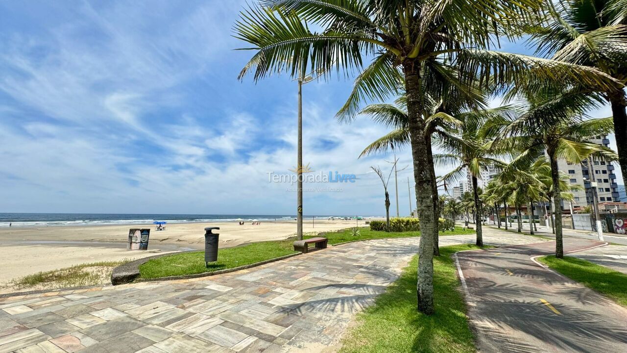 Apartamento para aluguel de temporada em Praia Grande (Jardim Imperador)