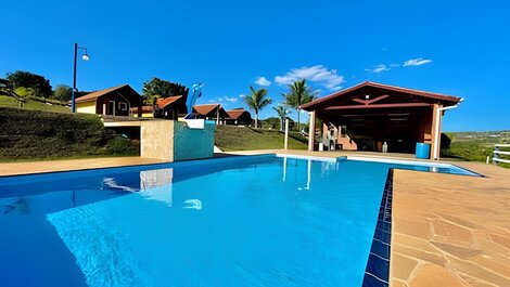 Casa para alugar em Atibaia - Laranjal