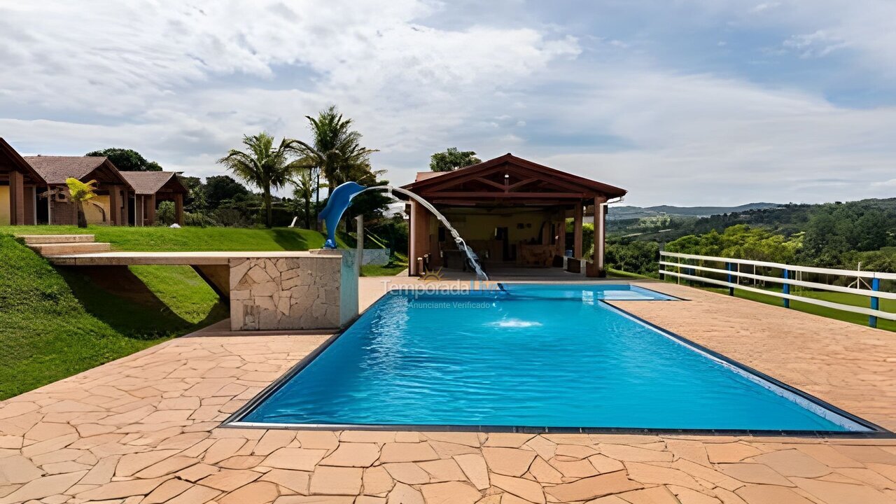 Casa para aluguel de temporada em Atibaia (Laranjal)