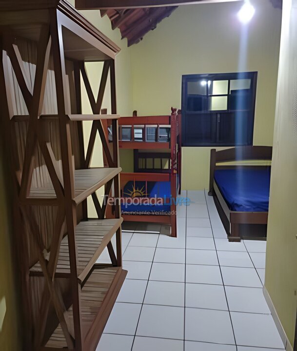 Casa para aluguel de temporada em Atibaia (Laranjal)