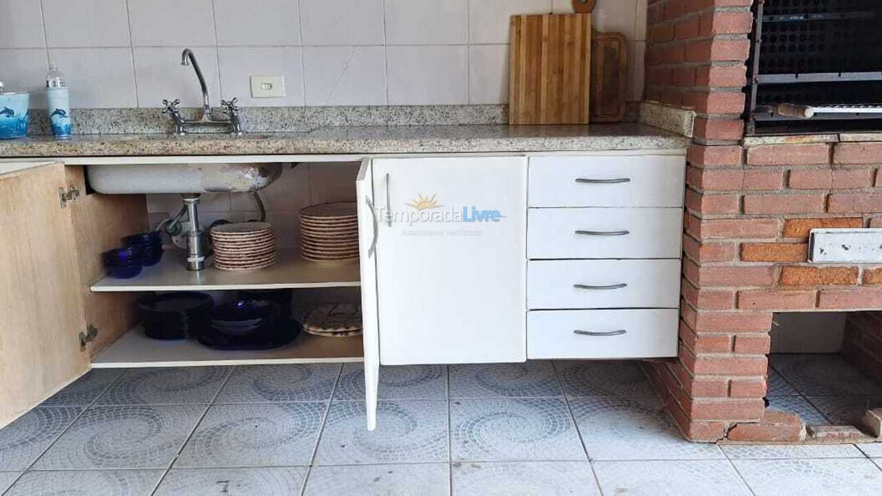 Casa para aluguel de temporada em Guarujá (Enseada)