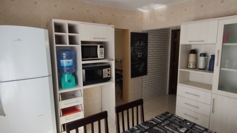 Bonito adosado a escasos metros del mar en Enseada, barbacoa