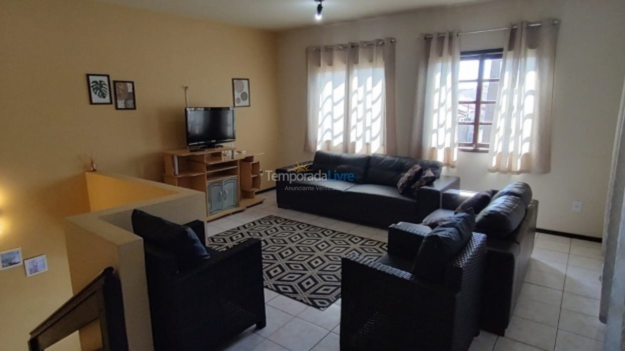 Casa para alquiler de vacaciones em São Francisco do Sul (Enseada)