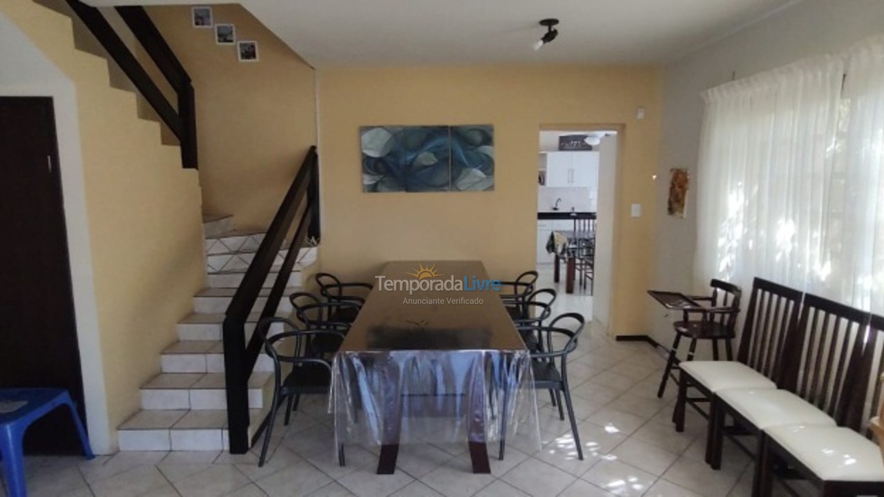 Casa para alquiler de vacaciones em São Francisco do Sul (Enseada)