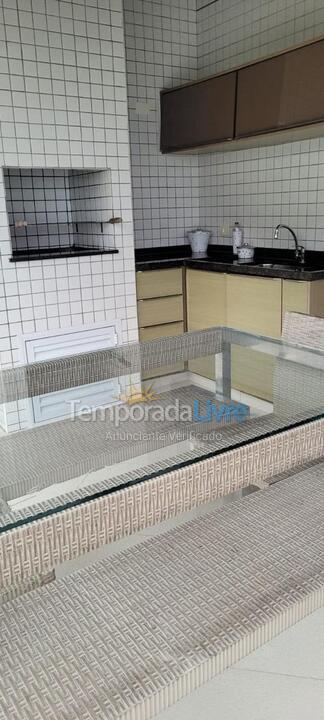Apartamento para aluguel de temporada em Ubatuba (Praia Grande)