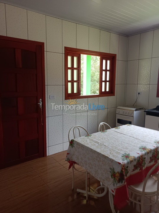 Casa para aluguel de temporada em Nazaré Paulista (Sertãozinho)