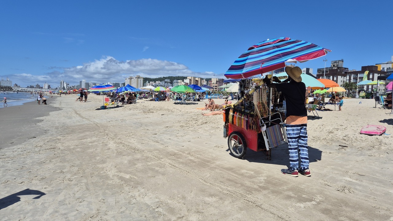 Casa para aluguel de temporada em Matinhos (Caiobá)