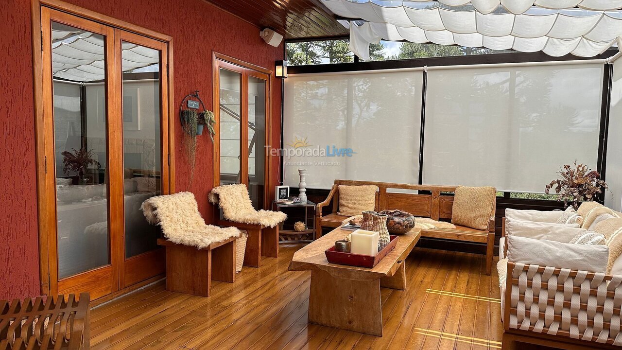 Casa para aluguel de temporada em Campos do Jordão (Iporanga)