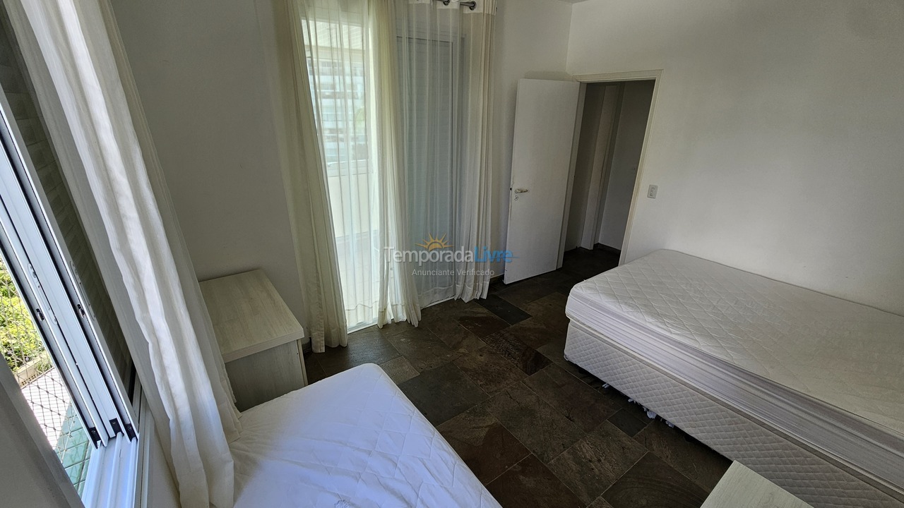 Apartment for vacation rental in Bertioga (Riviera de São Lourenço)