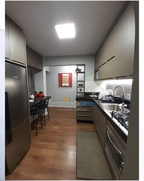 Apartamento para alquiler de vacaciones em Itapema (Meia Praia)