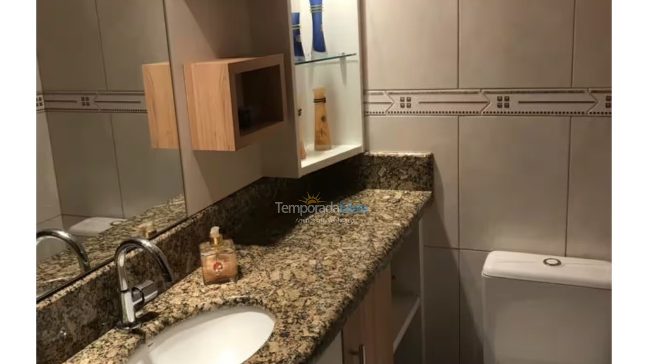 Apartamento para alquiler de vacaciones em Itapema (Meia Praia)