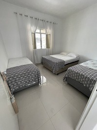 Casa Temporada Aparecida-sp 10 Pessoas Centro Cidade.