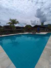 Casa dentro del condominio Baleiao, disponible Nochevieja