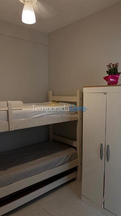 Apartamento para aluguel de temporada em Guarujá (Pitangueiras)