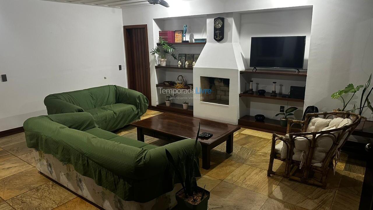 Casa para alquiler de vacaciones em Armação dos Búzios (Praia da Ferradura)