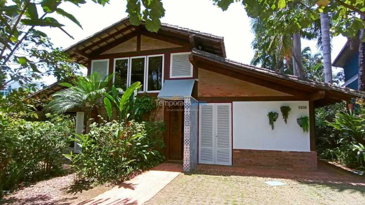 House for vacation rental in São Sebastião (Praia da Baleia)