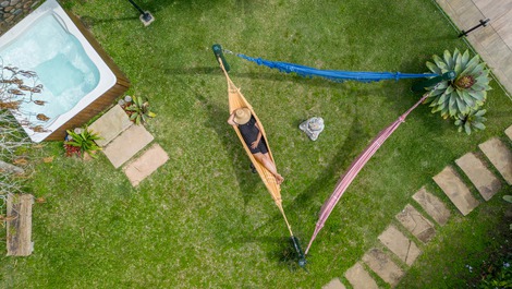 Oasis 4 suites AR snooker jacuzzi piscina parque infantil