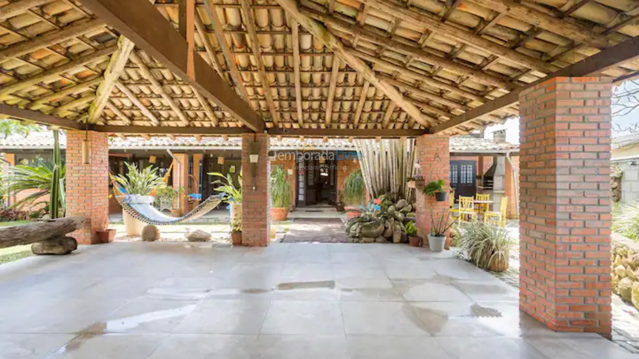 Casa para alquiler de vacaciones em Garopaba (Ferraz)