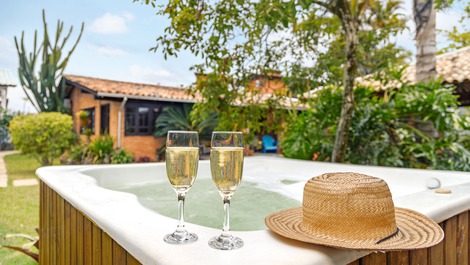 Oasis 4 suites AR snooker jacuzzi piscina parque infantil