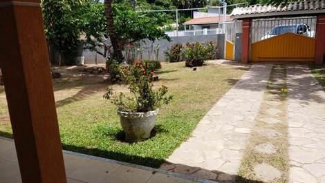 Aluguel Sítio Espaçoso 3/4 Próximo Praia Guarajuba, em Monte Gordo-Ba.