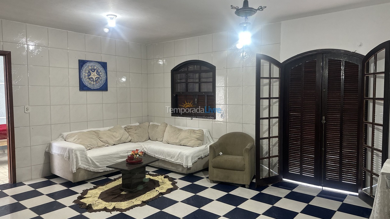 Casa para alquiler de vacaciones em Matinhos (Balneario Costa Azul)