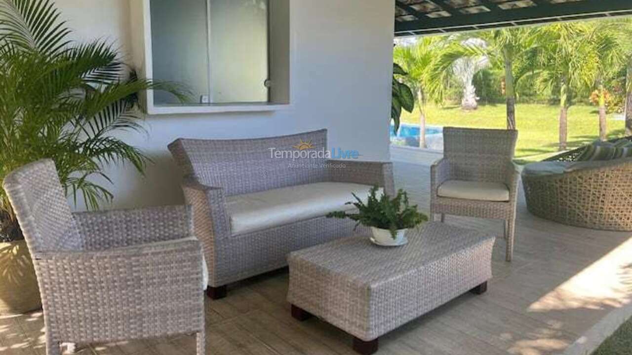 Casa para aluguel de temporada em Camaçari (Praia de Guarajuba)