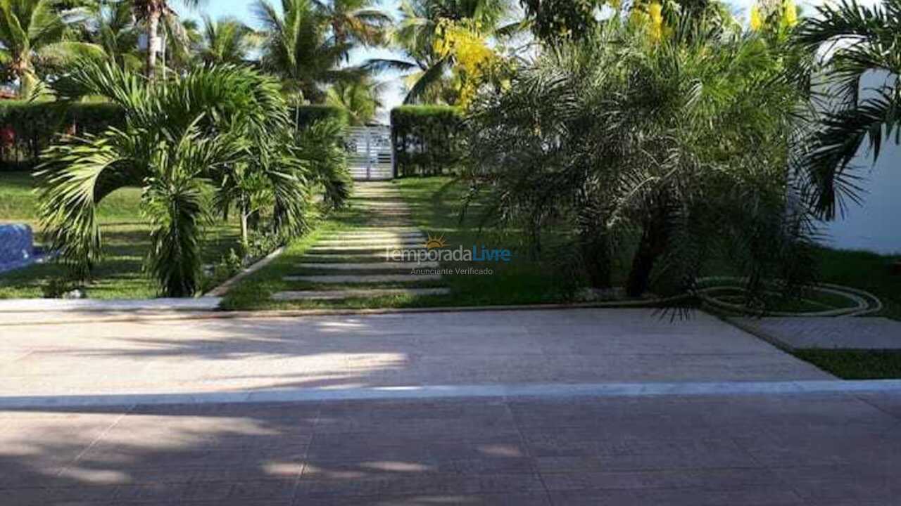 Casa para aluguel de temporada em Camaçari (Praia de Guarajuba)