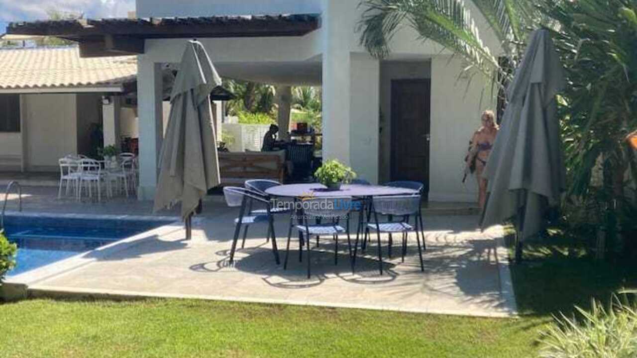 Casa para aluguel de temporada em Camaçari (Praia de Guarajuba)