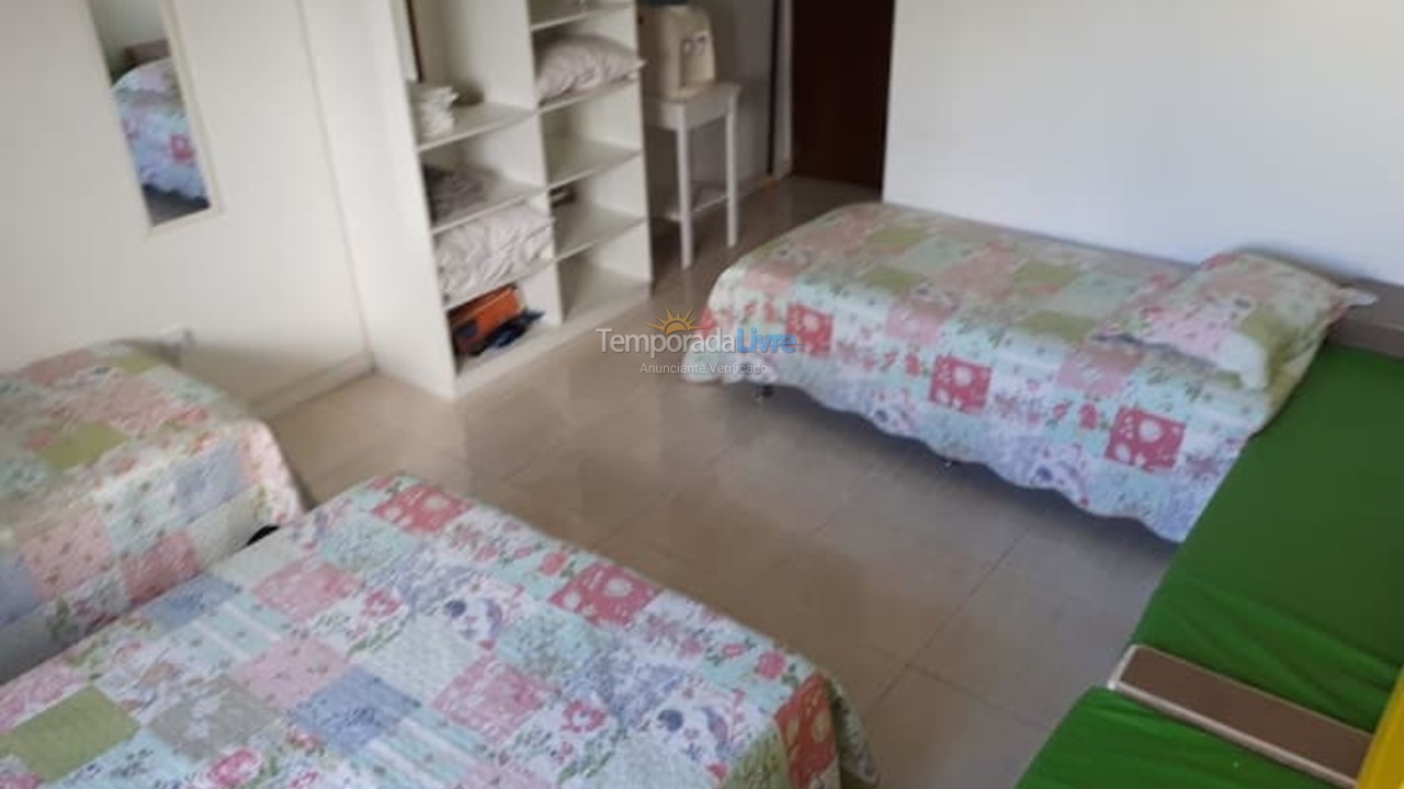 Casa para aluguel de temporada em Camaçari (Praia de Guarajuba)