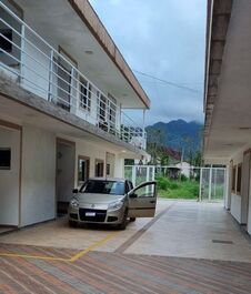 Apartment for rent on Maranduba beach with swimming pool