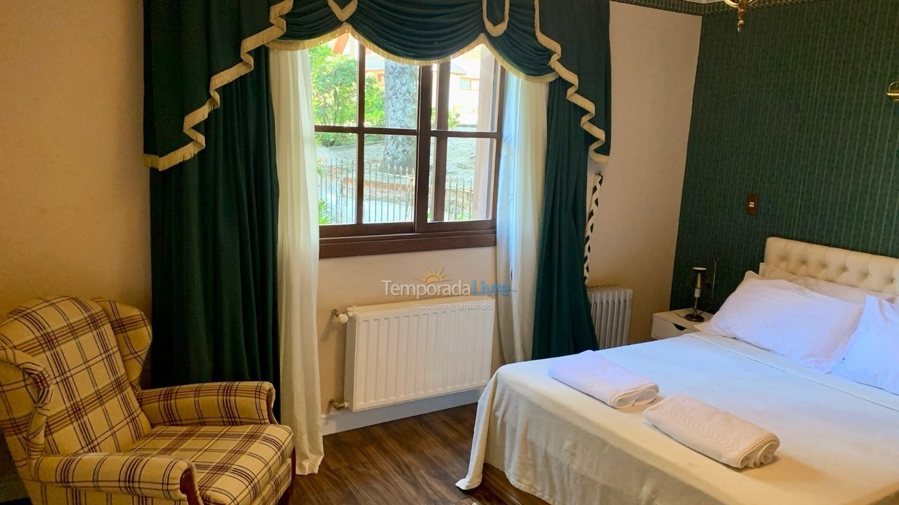 Apartamento para aluguel de temporada em Gramado (Planalto)