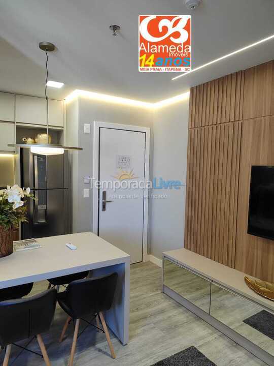 Apartamento para alquiler de vacaciones em Itapema (Meia Praia)