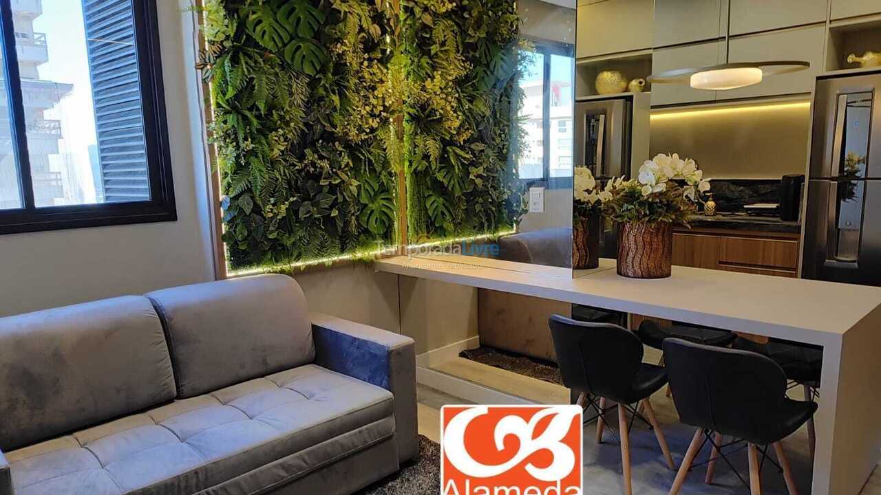 Apartamento para alquiler de vacaciones em Itapema (Meia Praia)