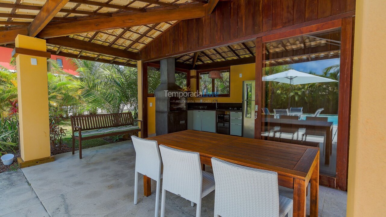 Casa para aluguel de temporada em Mata de São João (Imbassaí)