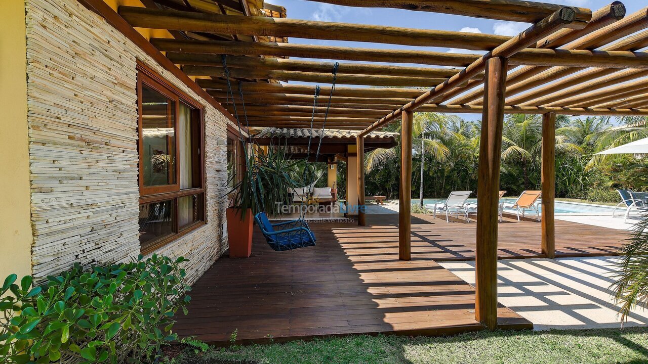 Casa para aluguel de temporada em Mata de São João (Imbassaí)