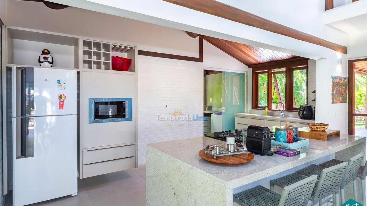 Casa para aluguel de temporada em Mata de São João (Imbassaí)