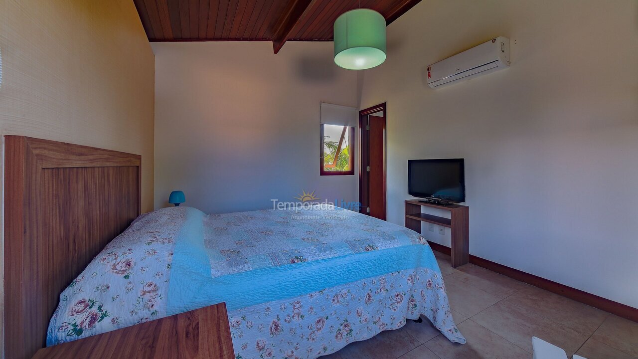 Casa para aluguel de temporada em Mata de São João (Imbassaí)