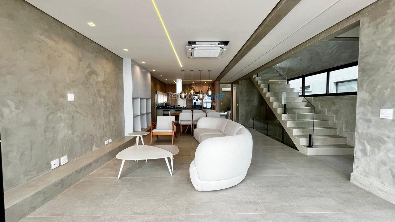 Casa para alquiler de vacaciones em São Sebastião (Maresias)