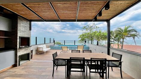 ALQUILER DE ALTO STANDARD EN MARESIAS, FRENTE AL MAR