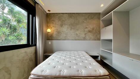 ALQUILER DE ALTO STANDARD EN MARESIAS, FRENTE AL MAR