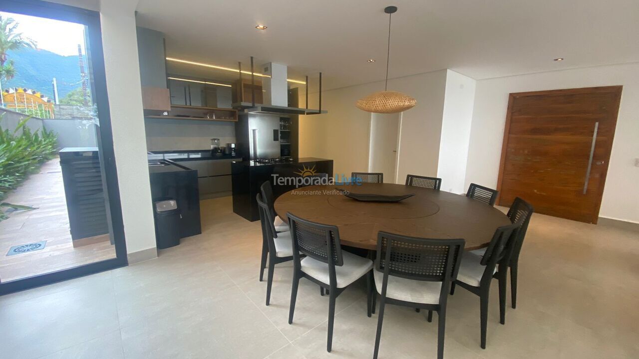 Casa para alquiler de vacaciones em São Sebastião (Maresias)