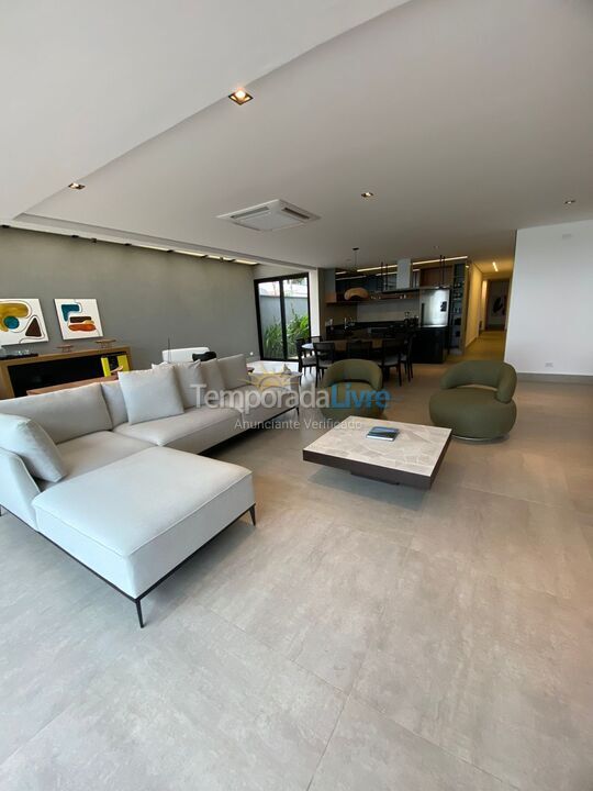 Casa para alquiler de vacaciones em São Sebastião (Maresias)