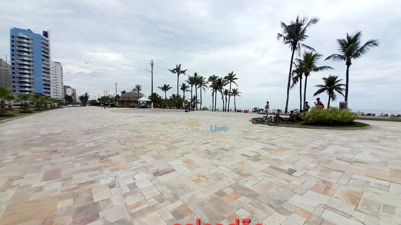 Apartamento para aluguel de temporada em Praia Grande (Vila Tupi)