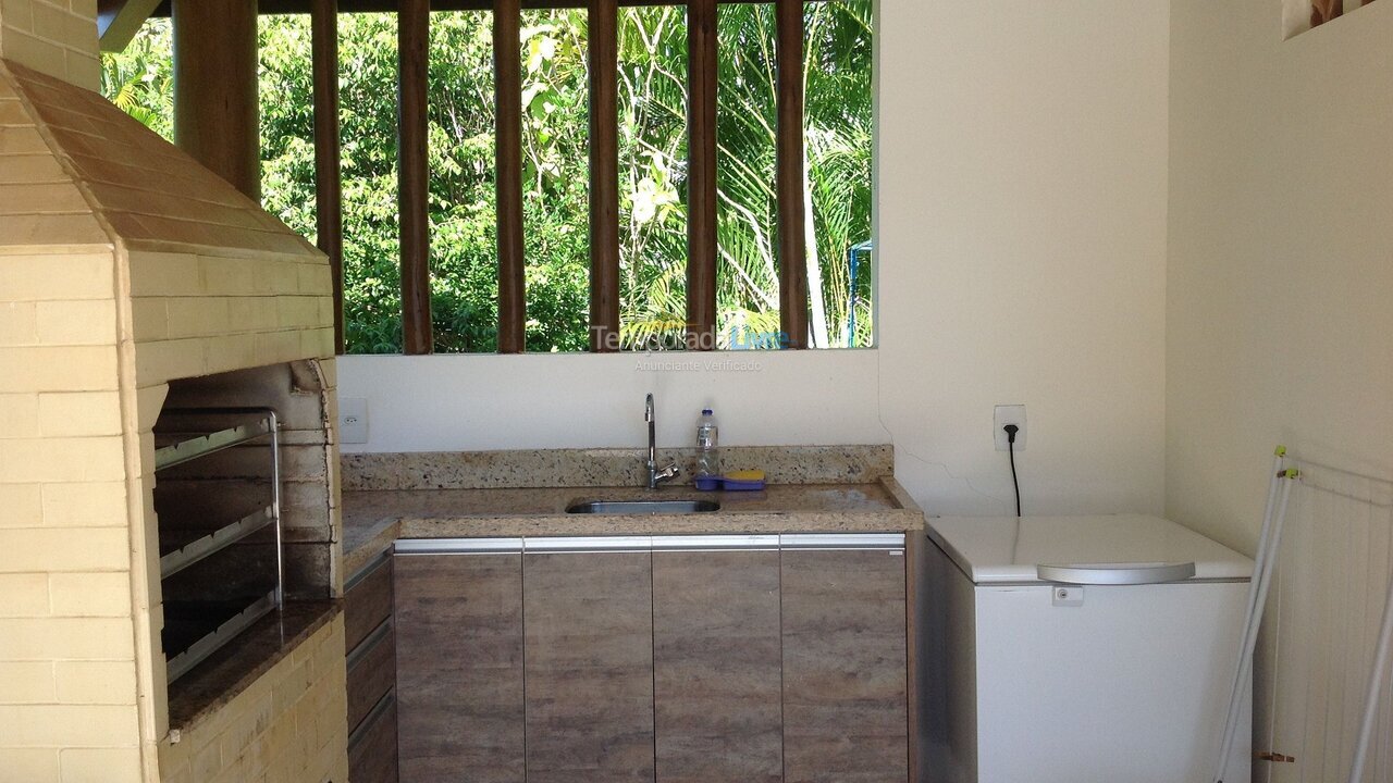 Casa para aluguel de temporada em Mata de São João (Imbassaí)