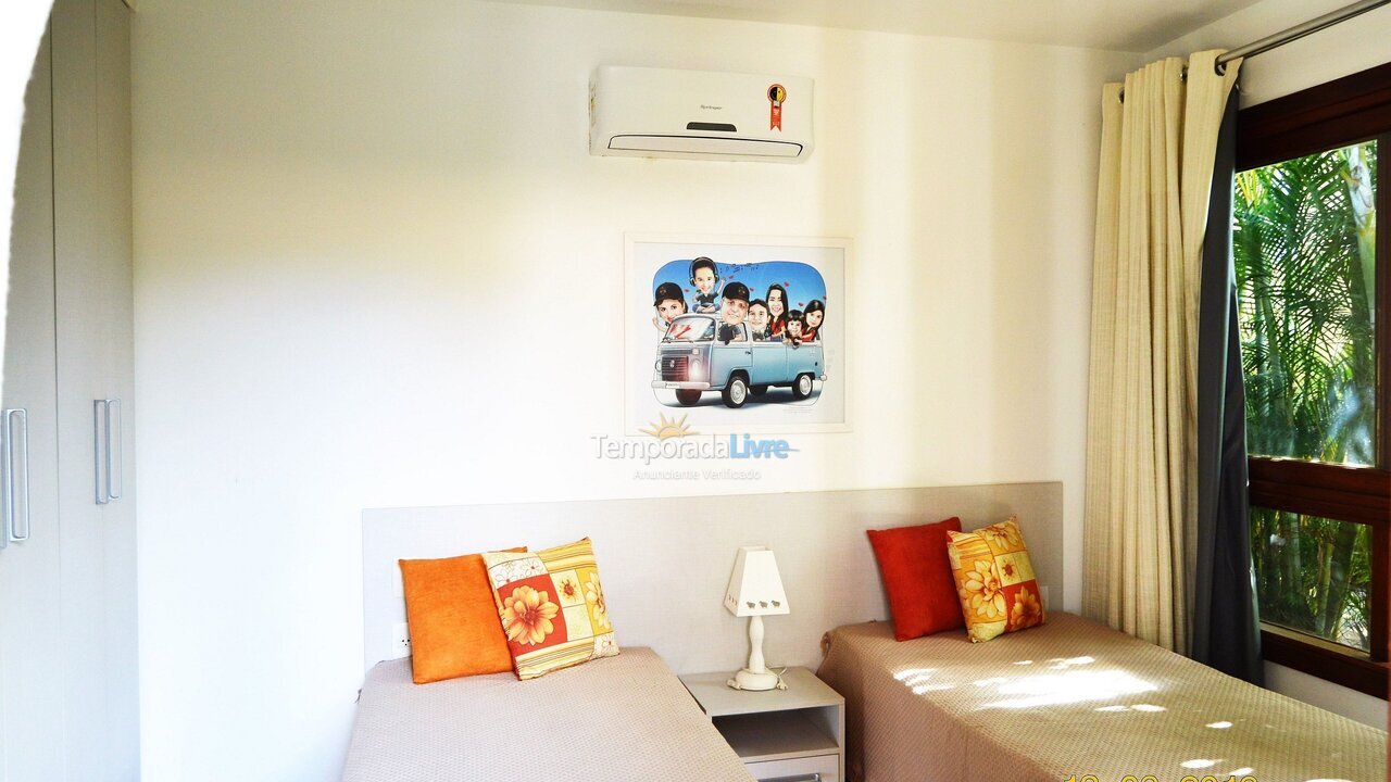 Casa para aluguel de temporada em Mata de São João (Imbassaí)